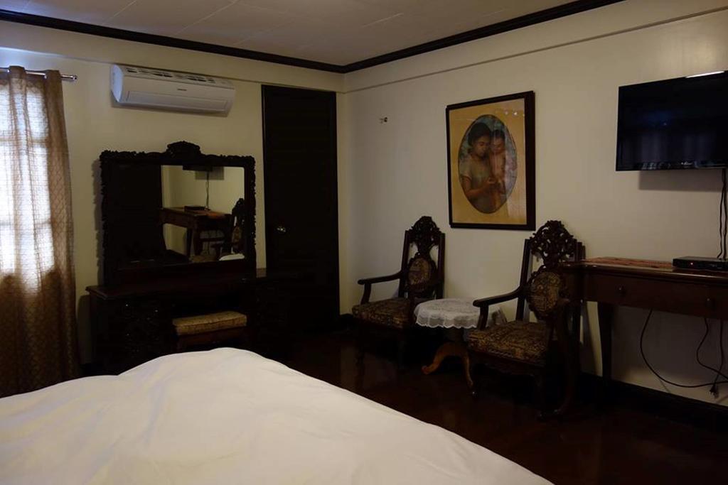The Big House A Heritage Home Davao Room photo